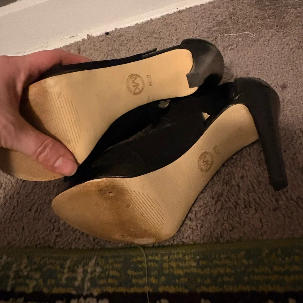 Michael Kors Black Isabella suede‎ and leather stiletto peep toe heel size 8.5